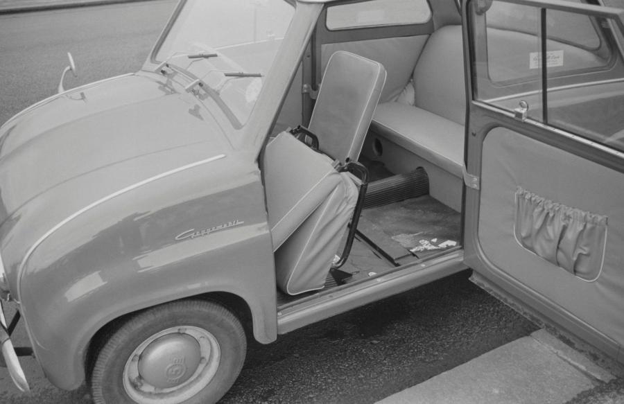  Goggomobil T 250 Sedan 1954 года  (UK) (фото 8 из 9)